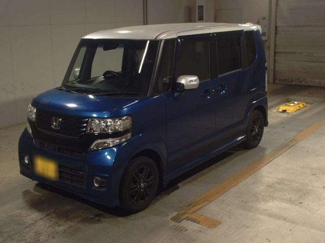 3758 Honda N box JF1 2015 г. (TAA Kyushu)